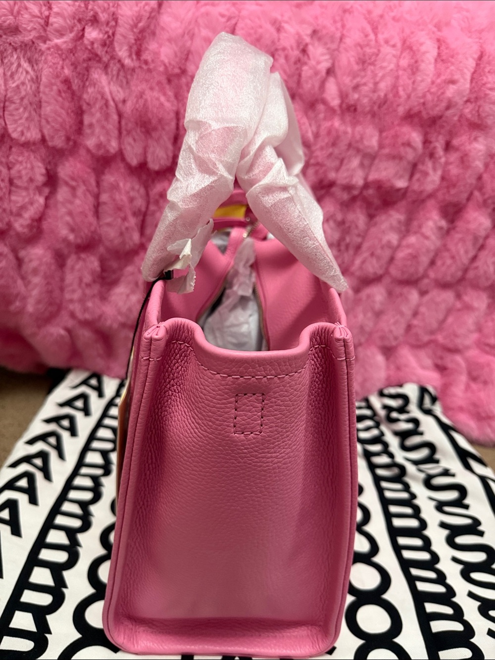 Marc Jacobs Petal Pink 'The Tote Bag' Leather Tote - Picture 5 of 9